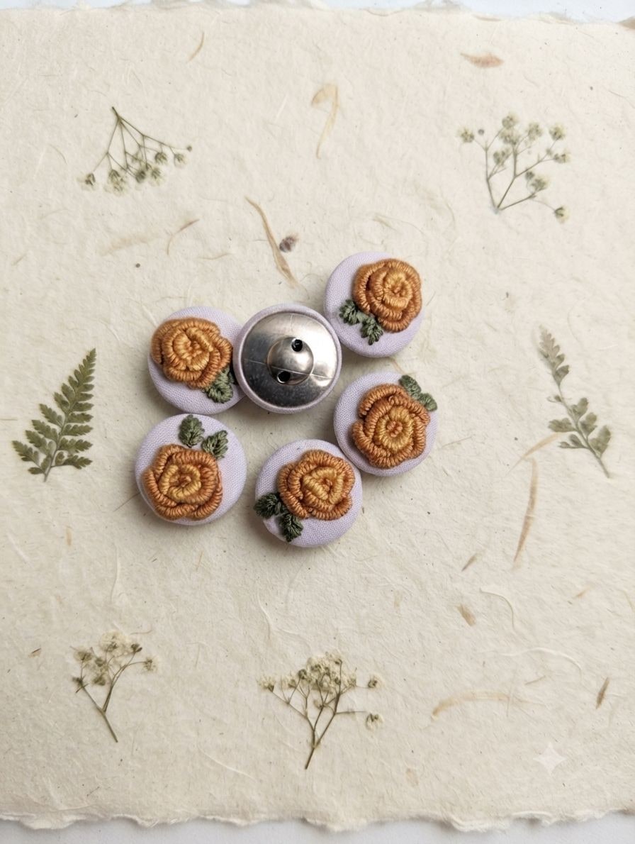 Amber Rose Buttons
